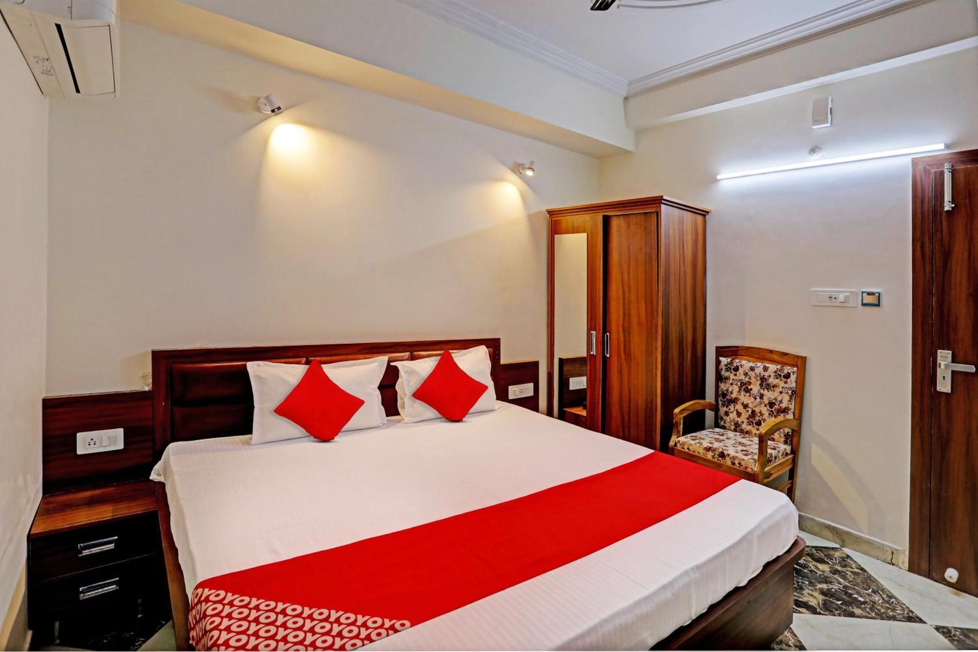 Hotel O Al Diwan Banquet And Suites 칸푸르 외부 사진