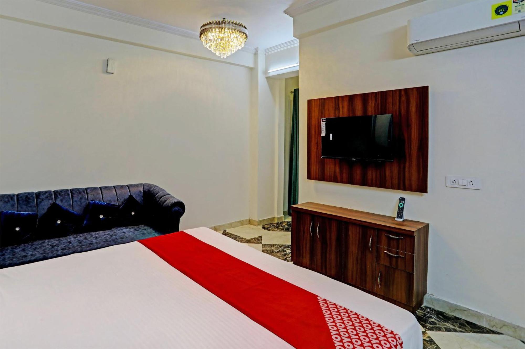 Hotel O Al Diwan Banquet And Suites 칸푸르 외부 사진
