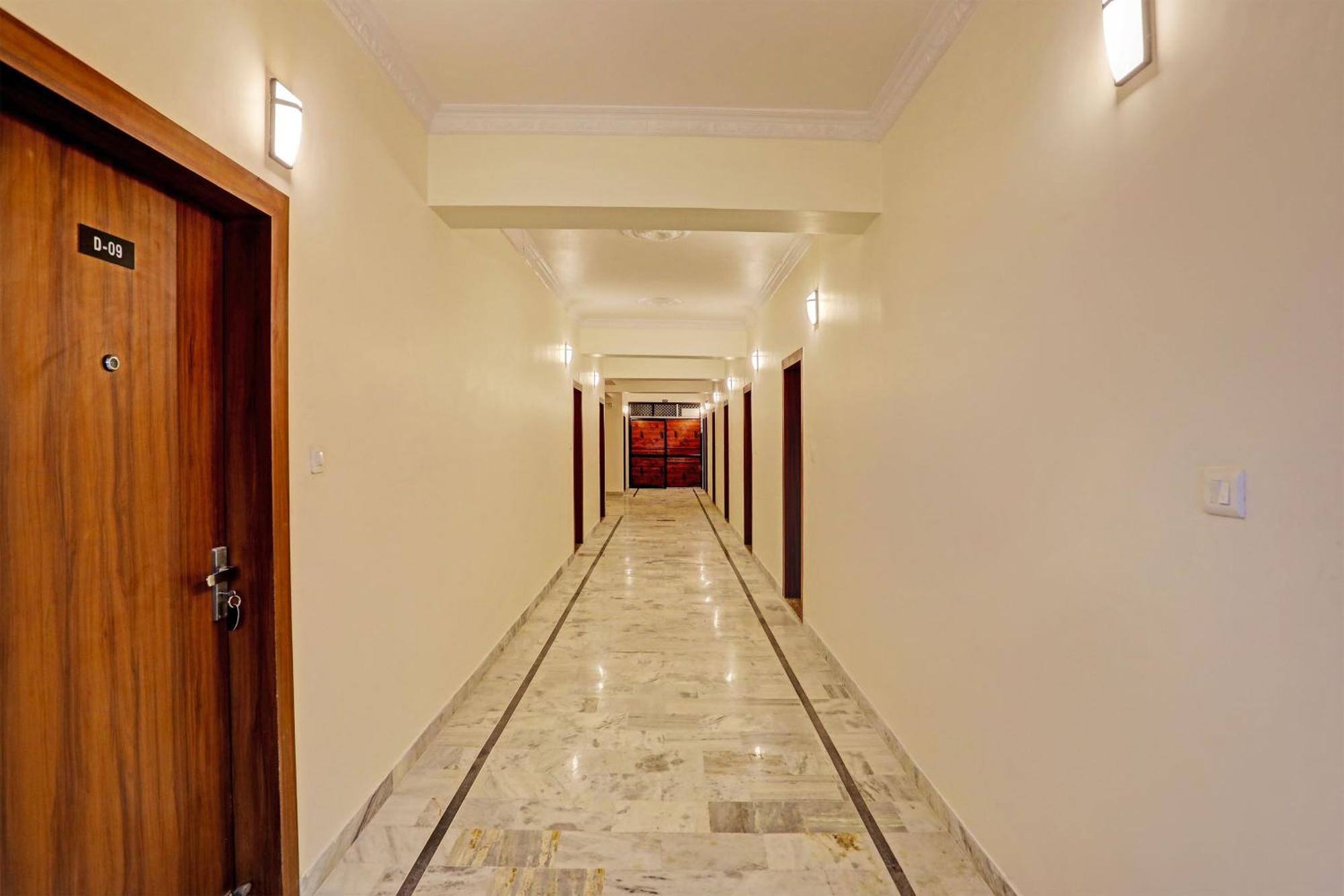 Hotel O Al Diwan Banquet And Suites 칸푸르 외부 사진
